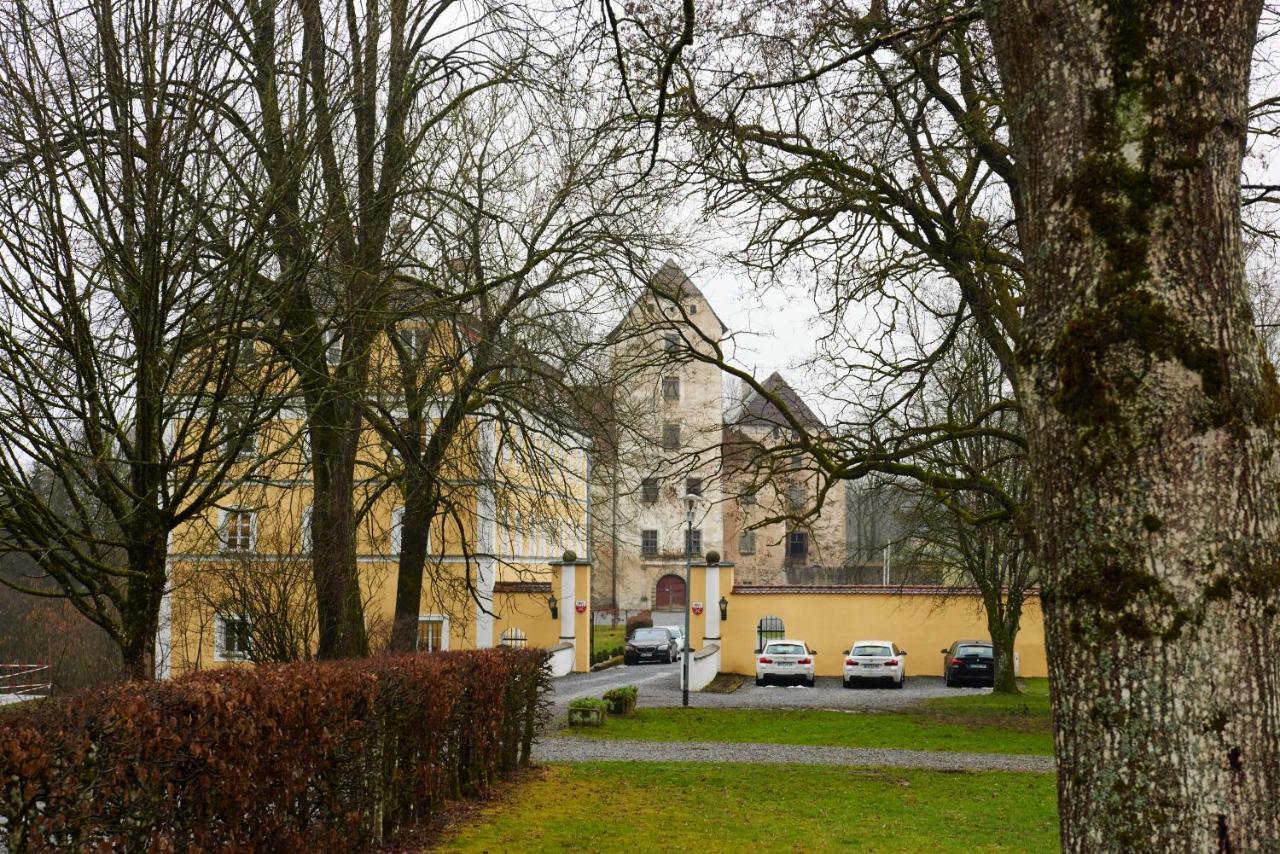 Landgasthof Penn Windorf  ภายนอก รูปภาพ